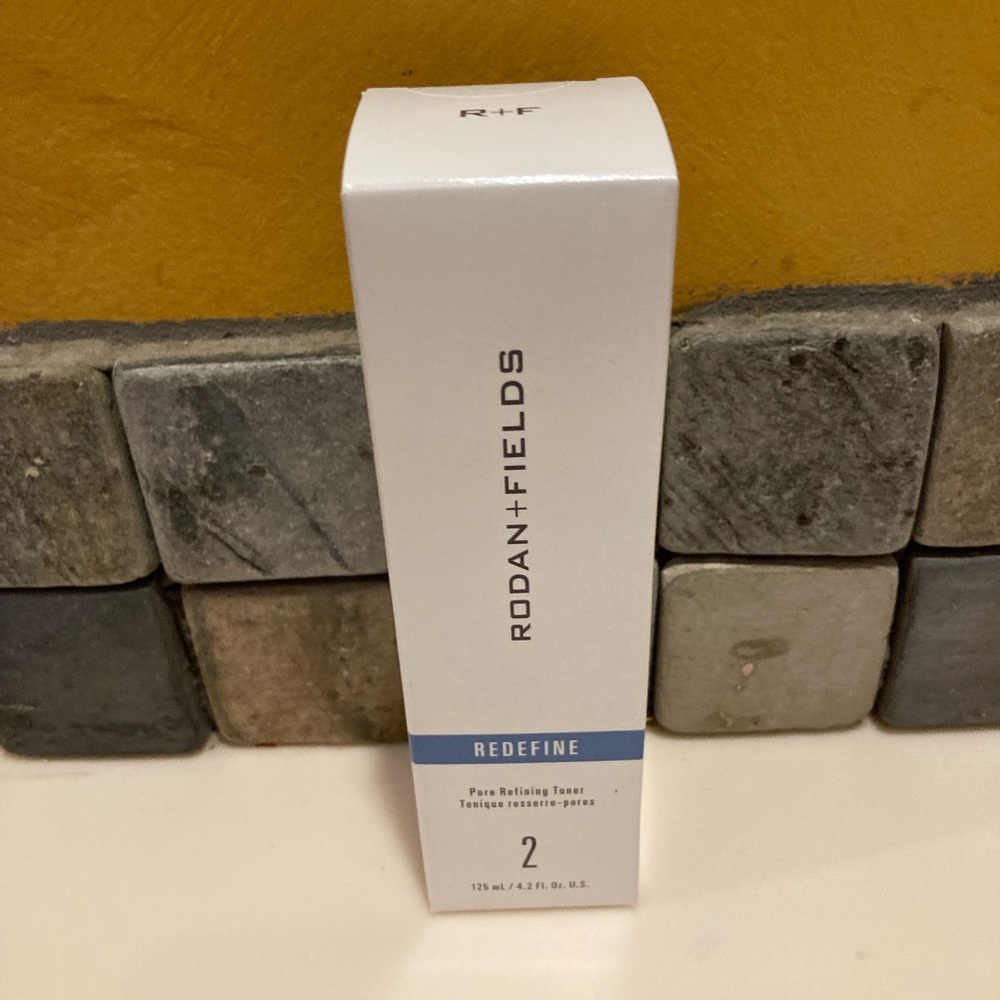 NEW Rodan + Fields Redefine Pore Refining Toner